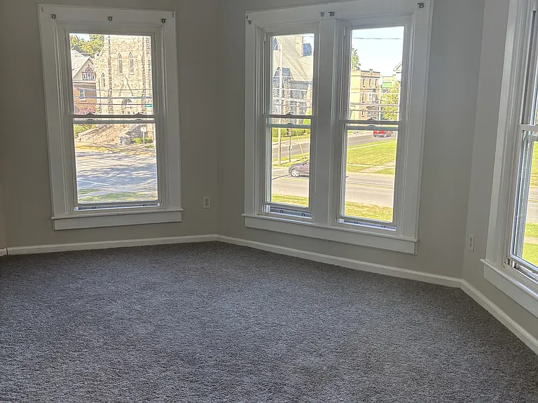 404 Main St #406 — Photo 9