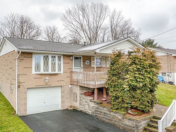 4th image of 60 Nancy Dr
