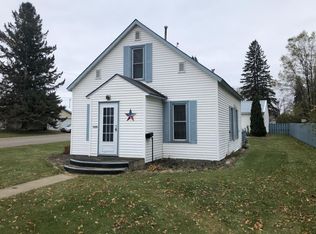 824 2nd Ave NE, Staples, MN 56479