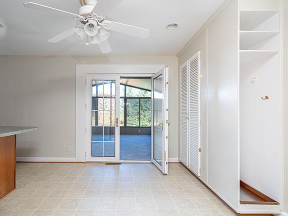 3rd image of 4121 Arlington Hills Dr