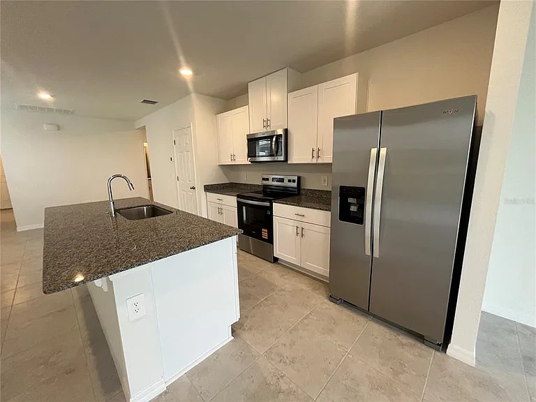 3889 Giorgio Dr — Photo 7