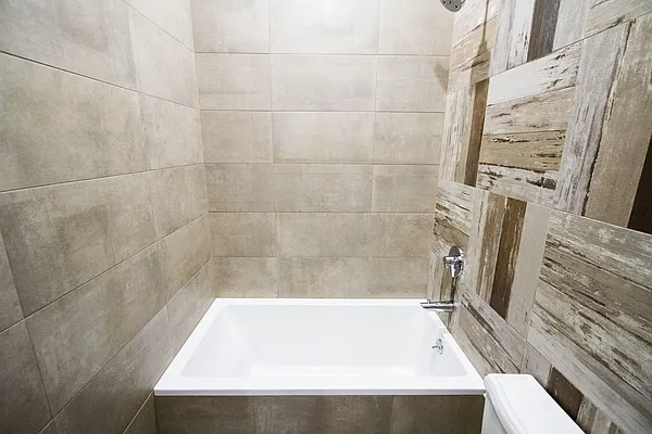 Rented by TheRealEstateCompany.com LLC | media 30