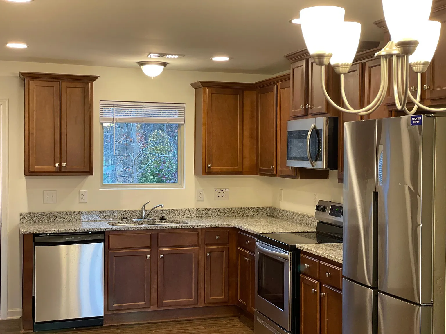 335 Switch St — Photo 2