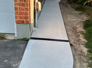 19 Breesegarden Ln, Guelph, ON N1E7H1