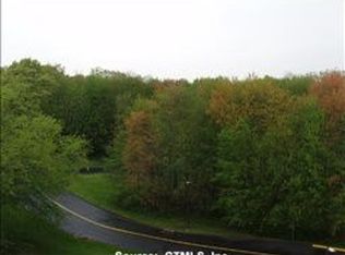 97 Putter Dr, Wallingford, CT 06492