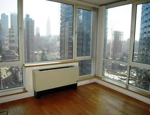 Rented by Nest Seekers International | media 12