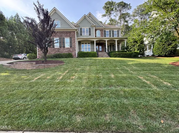 105 Linton Banks Pl, Cary, NC 27513