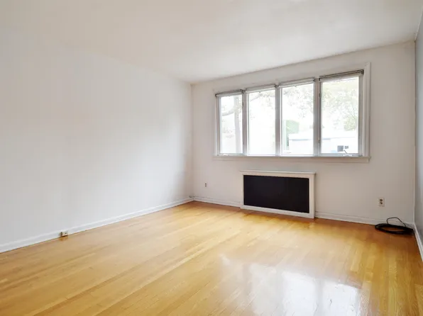 19 West 32nd Street image 4 of 26