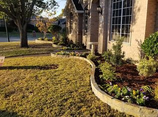 1221 Shady Elm Ln, Lewisville, TX 75067