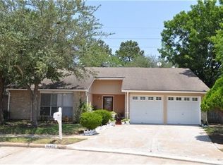 16402 Maplemont Dr, Houston, TX 77095