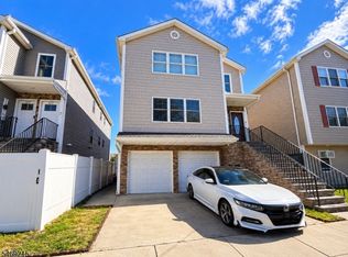 395 E 23Rd St, Paterson City, NJ 07514