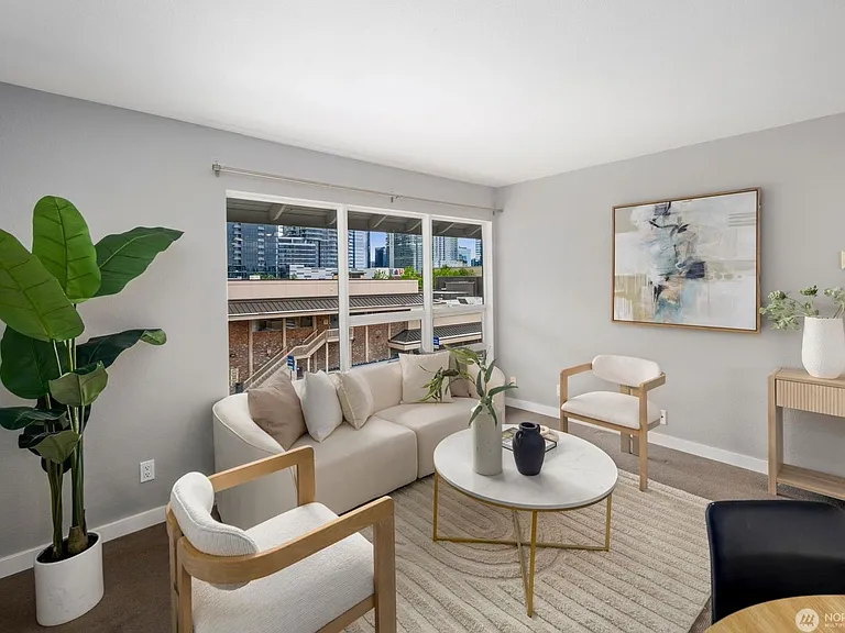 952 100th Ave NE #237 — Photo 7