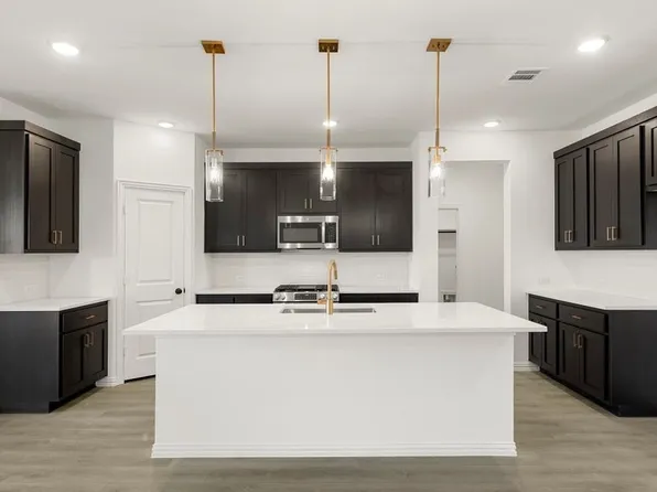 773 Waterhouse Lake Dr, Anna, TX 75409