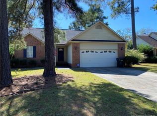 7601 Galena Dr, Fayetteville, NC 28314