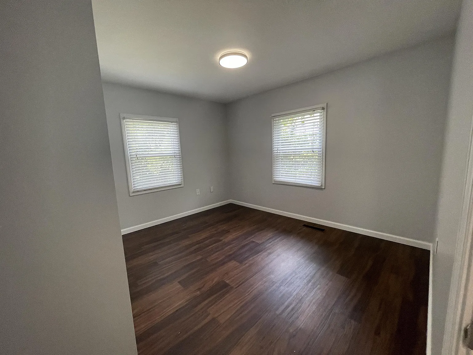 420 S Mitchell - 1 — Photo 3