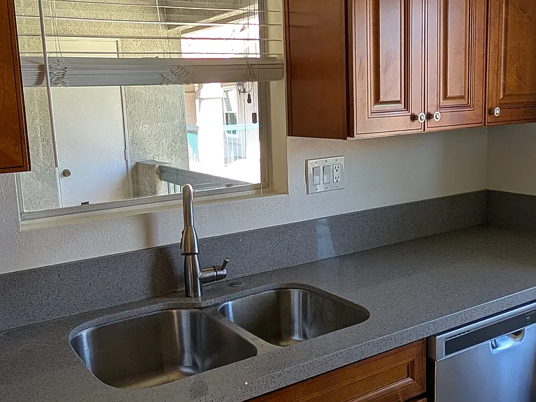10740 Aderman Ave — Photo 3