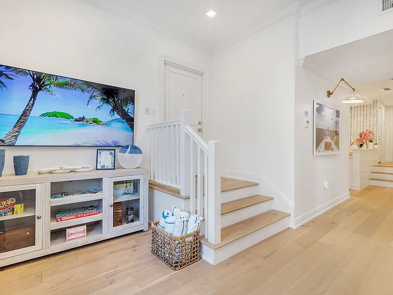 106 Hammon Ave #1 — Photo 9