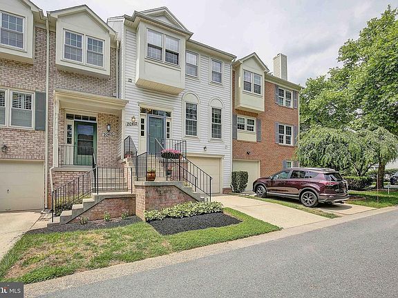 2nd image of 20412 Ivybridge Ct