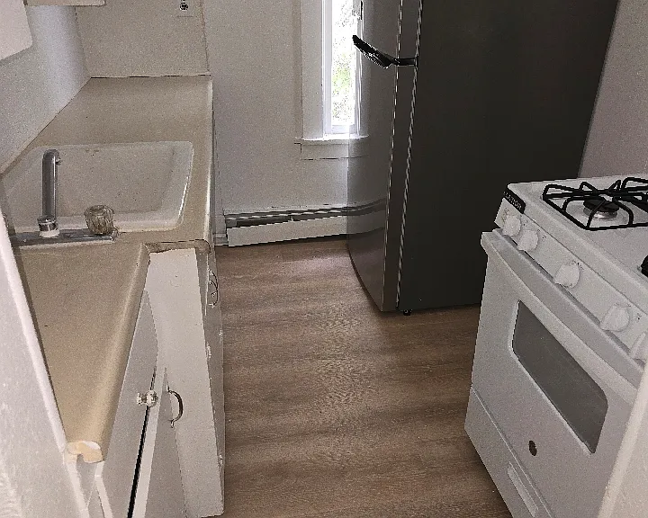 252 N Jefferson St #B — Photo 4