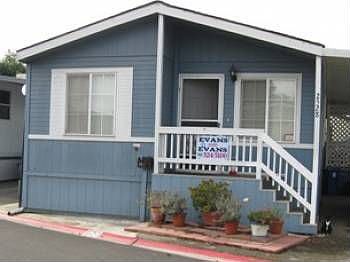 1st image of 2528 Franklin Ave