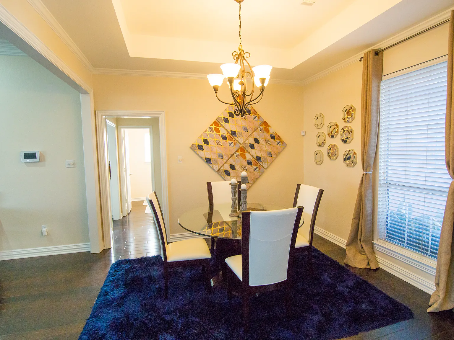 3 bed, 1.5 bath, 2673 sqft, $3,950 — Photo 3