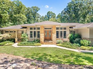410 Woodgate Dr, Chapel Hill, NC 27516