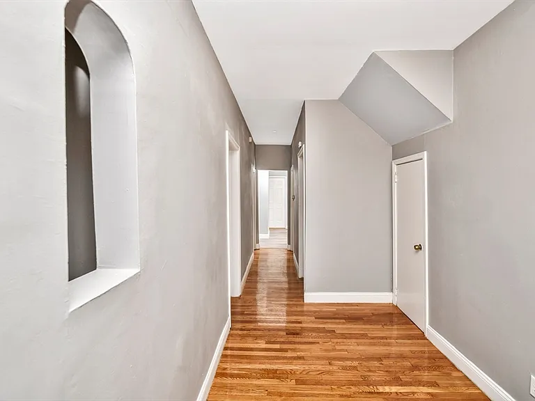 352 Norfolk St #3 — Photo 6