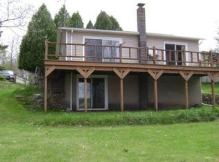 7812 Lake Dr, Rodney, MI 49342