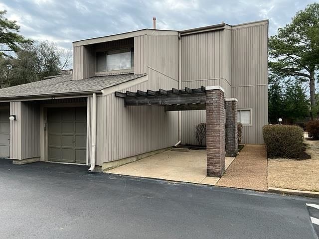 1st image of 739 Forest Lake Dr #3701