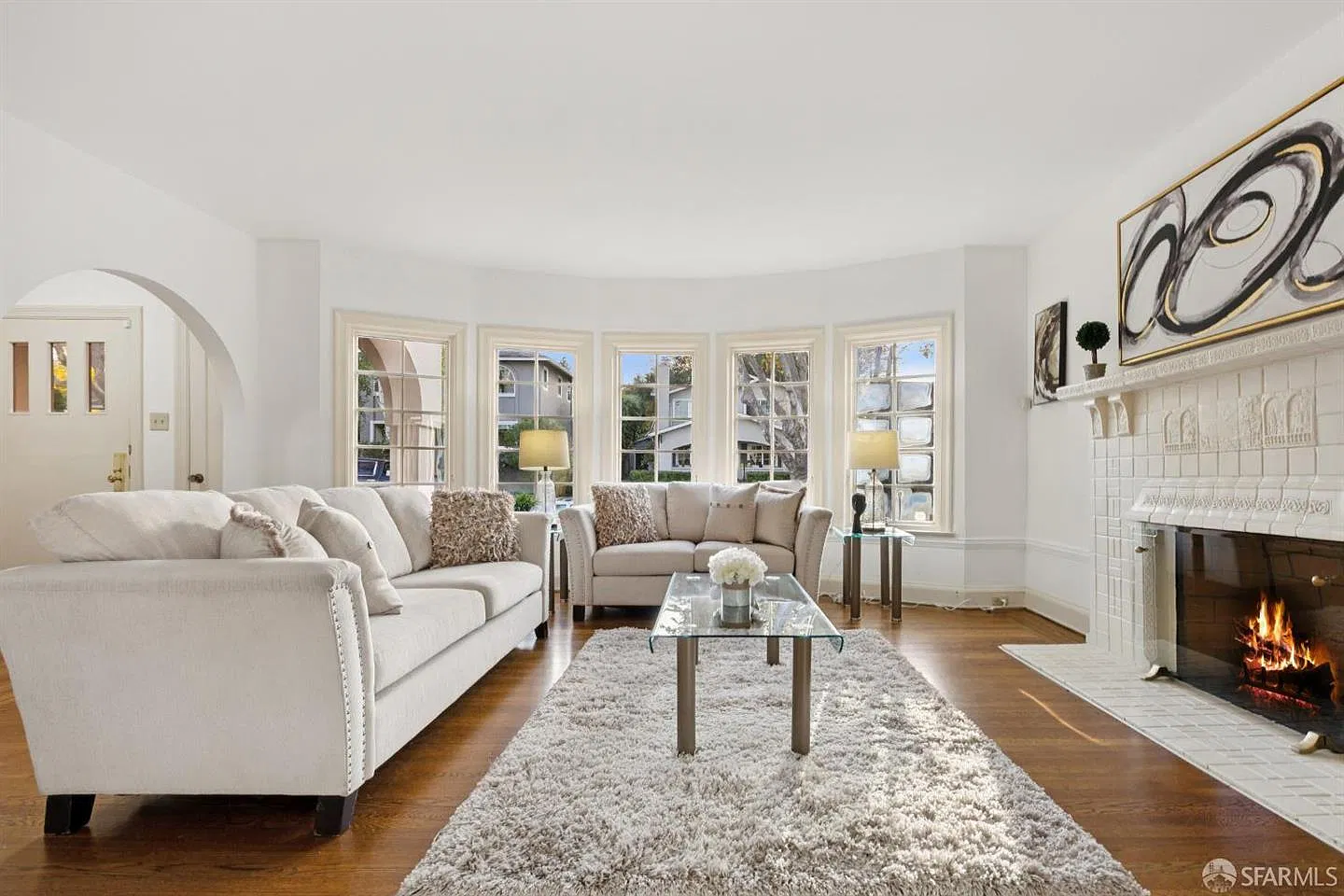 4 bed, 2190 sqft, $5,000 — Photo 1