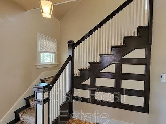 3rd image of 1128 12th St Unit 1