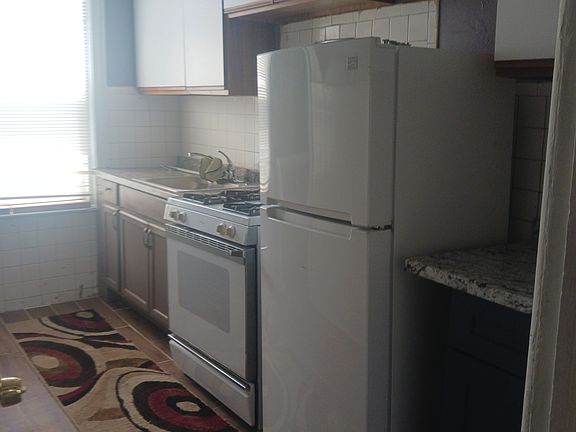 3rd image of 3524 Kensington Ave Floor 2