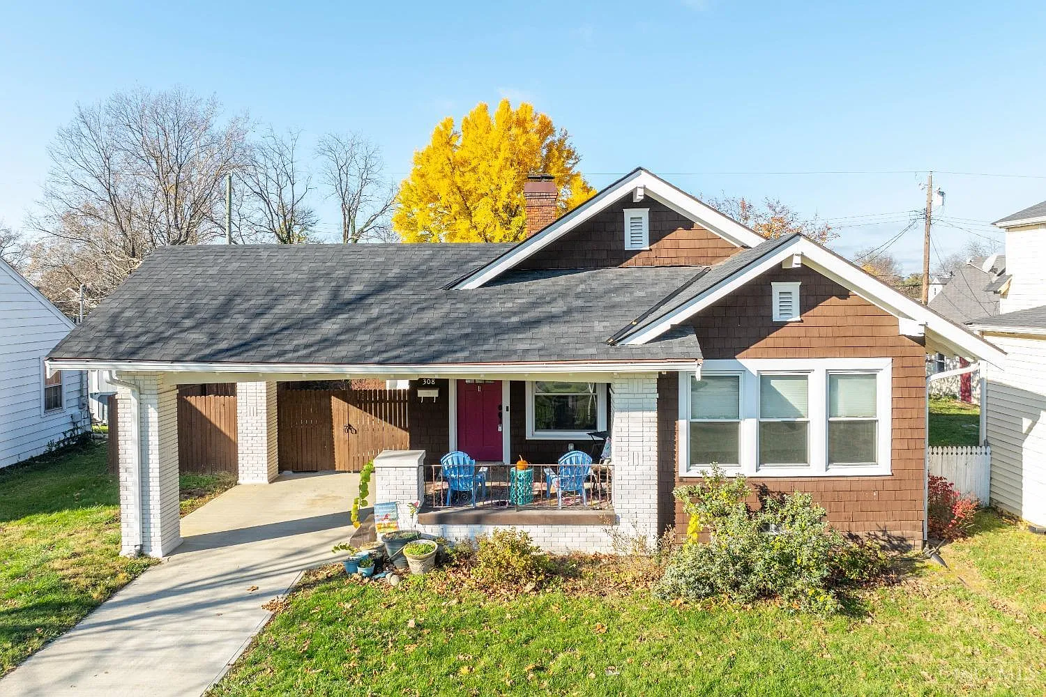 308 Aberdeen Dr photo 1