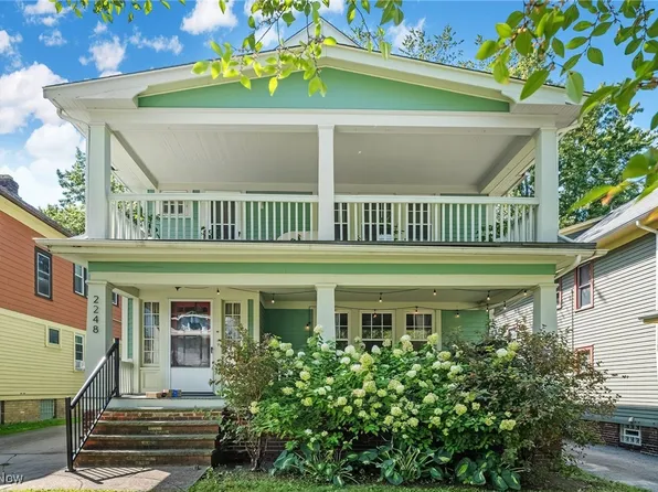 2248 Rexwood Rd, Cleveland Heights, OH 44118