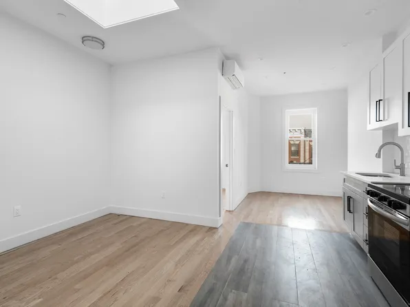 1074 Nostrand Avenue image 3 of 7
