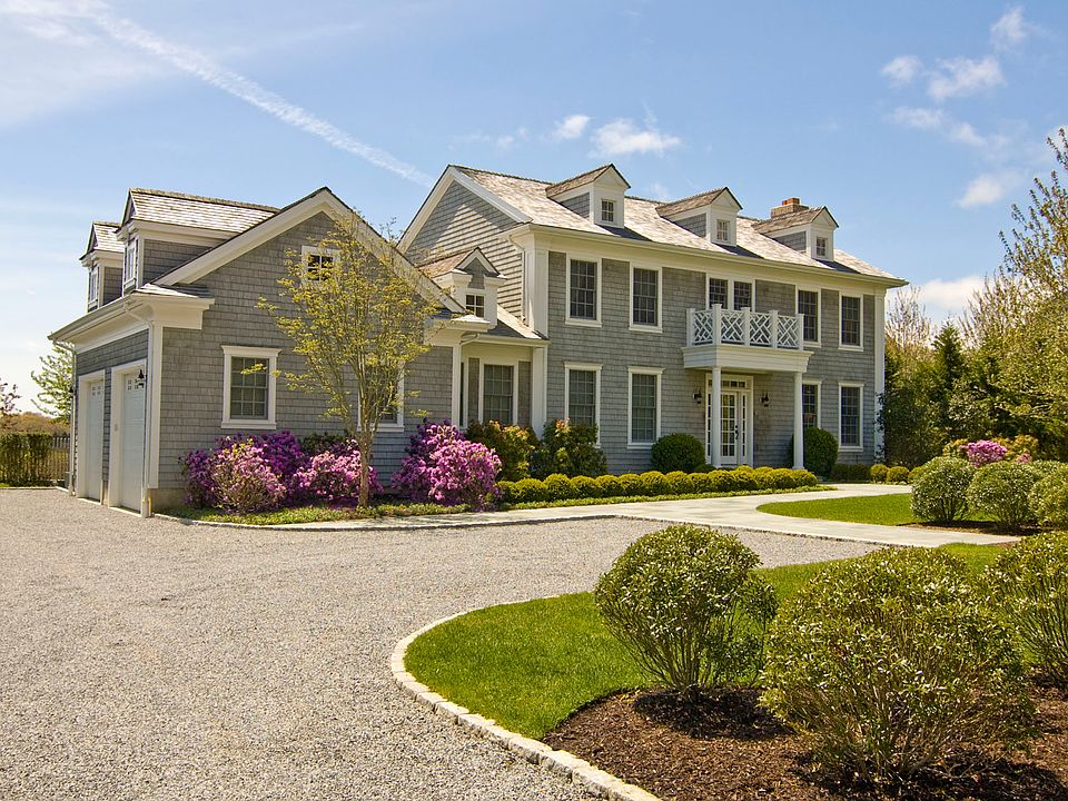 1st image of 8 Horse Meadow Ln