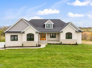 227 Hochstrasser Rd, Fisherville, KY 40023