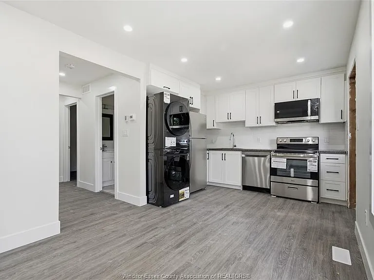 2490 George Ave #1 — Photo 4