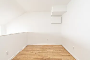 Rented by Akelius Real Estate Management