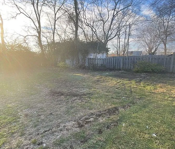 924 Delaware Ave — Photo 44