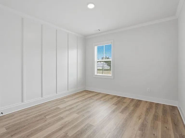331 Orchid St — Photo 18