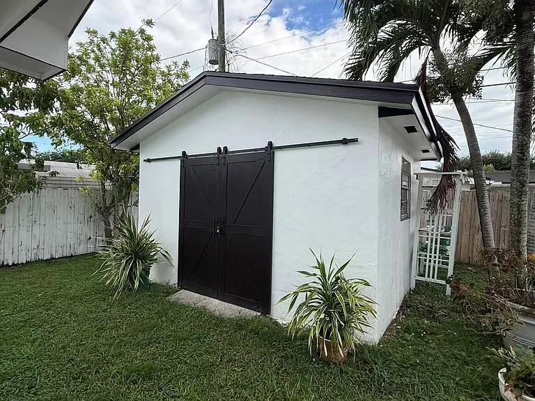 10020 SW 83rd St — Photo 38