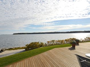 312 E Montauk Hwy, Hampton Bays, NY 11946