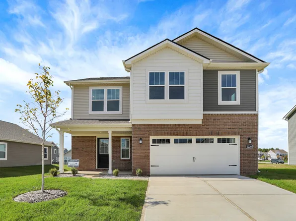 2220 Foothill Dr, Greenfield, IN 46140