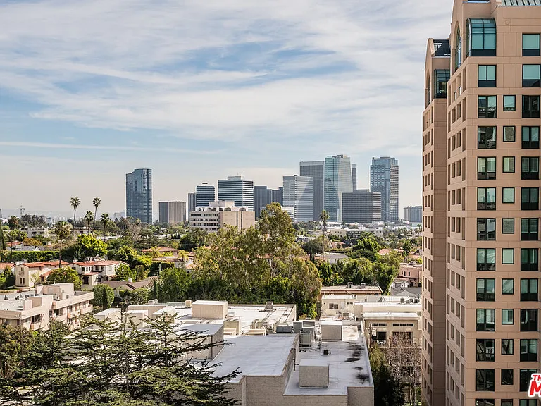 10501 Wilshire Blvd #1012 — Photo 12