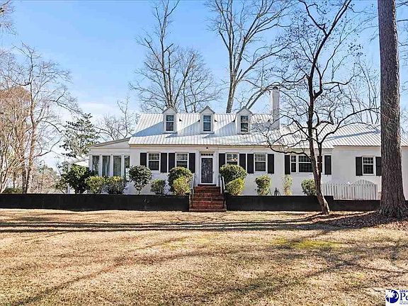 4th image of 607 3rd St