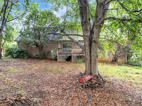4th image of 105 Brigham Creek Ct