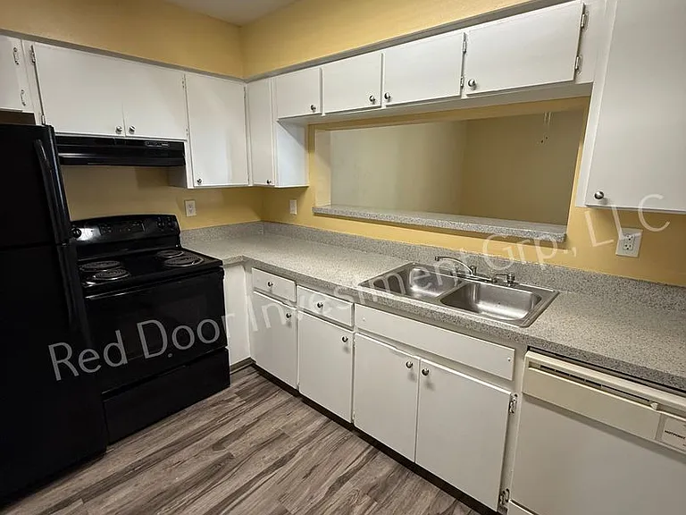 Walden Landing Apartments — Photo 30