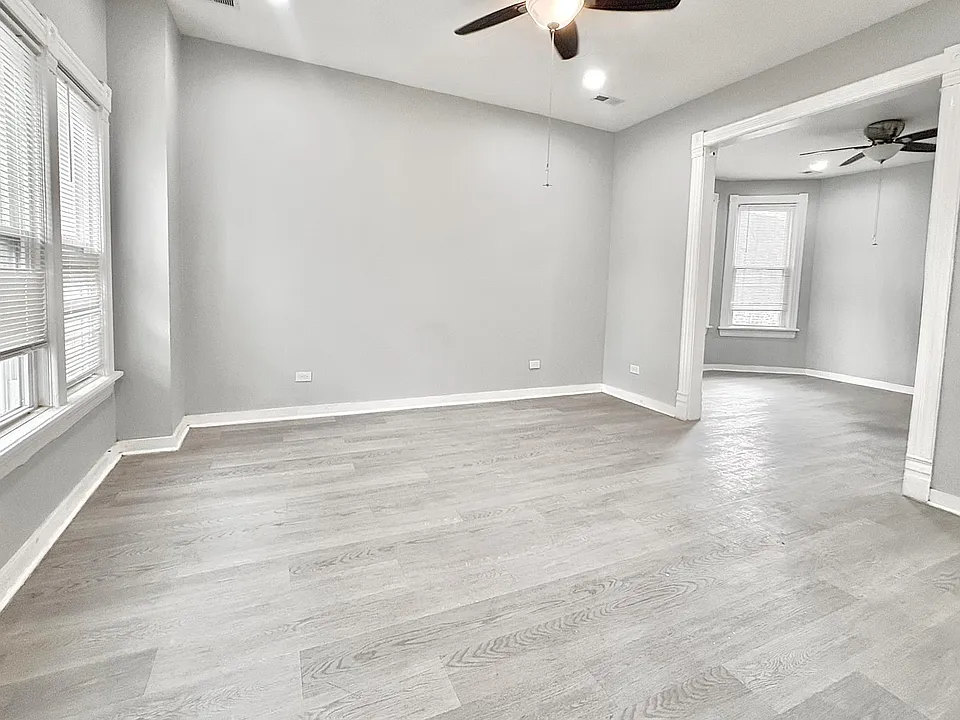 1056 N Central Ave #2