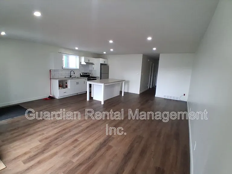 577 Syndicate Ave S — Photo 14